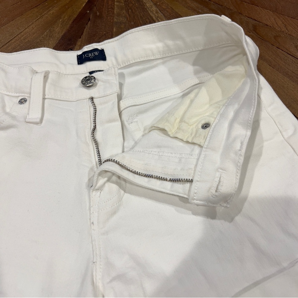 J Crew Jean Short - Picture 3 of 6